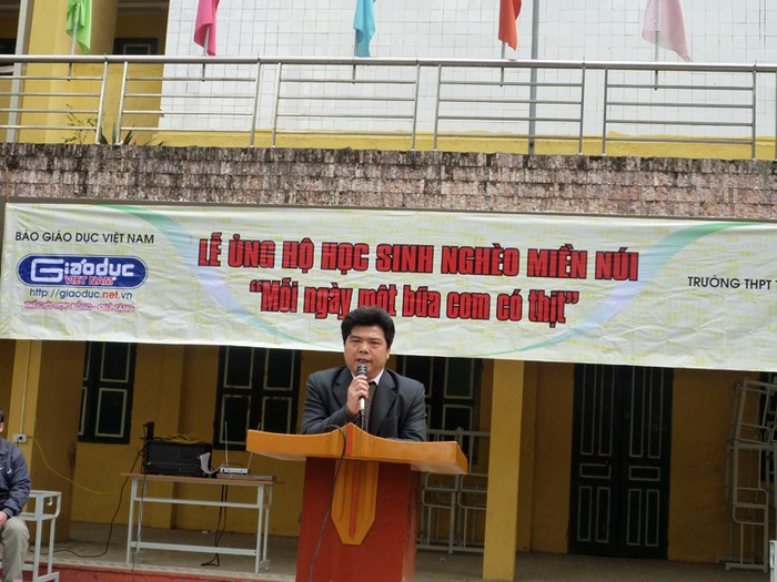 Ông Nguyễn Như Ý, Hiệu trưởng trường THPT Thường Tín - Hà Nội